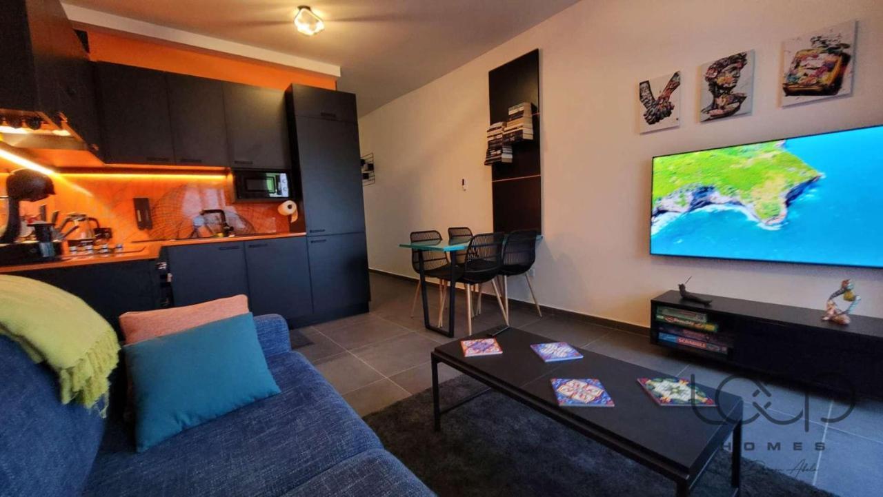 Modern - 50 M From Sea - Free Wi-Fi - Super Cool - Terrace - Fully Air-Conditioned St. Paul's Bay Exteriör bild